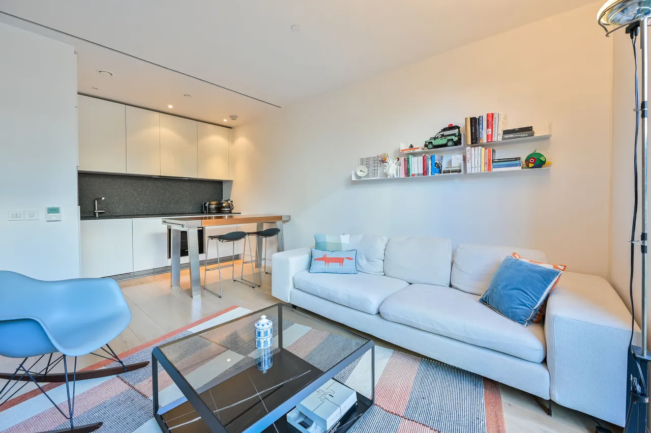 Flat 205, Pavilion D NEO Bankside, 5 Sumner Street, London, photo 5