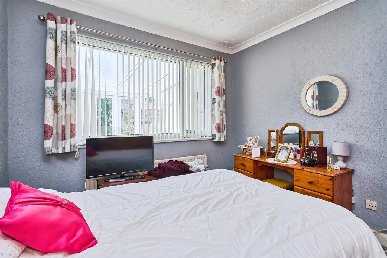 Myrtle Terrace, Tipton, DY4, photo 12
