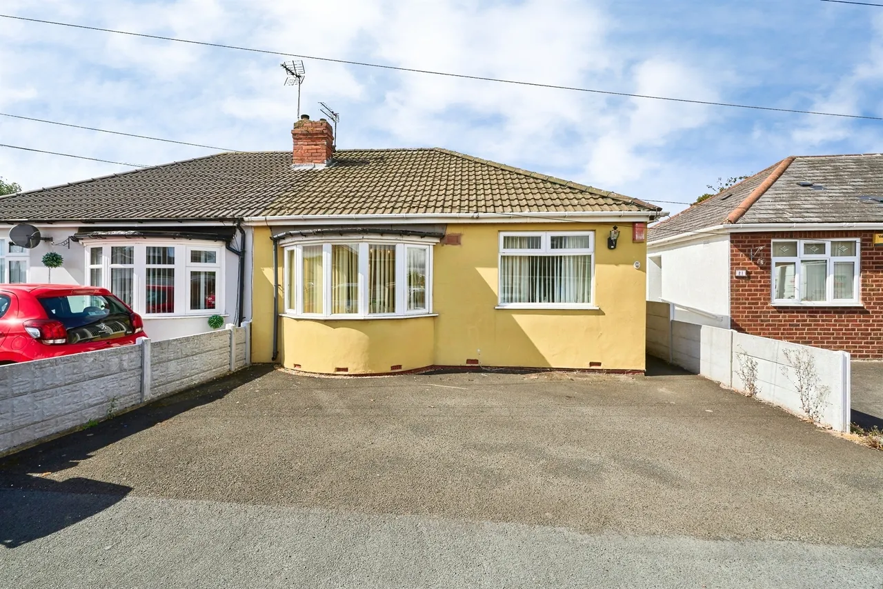 2 bed house for sale, Myrtle Terrace, Tipton, DY4