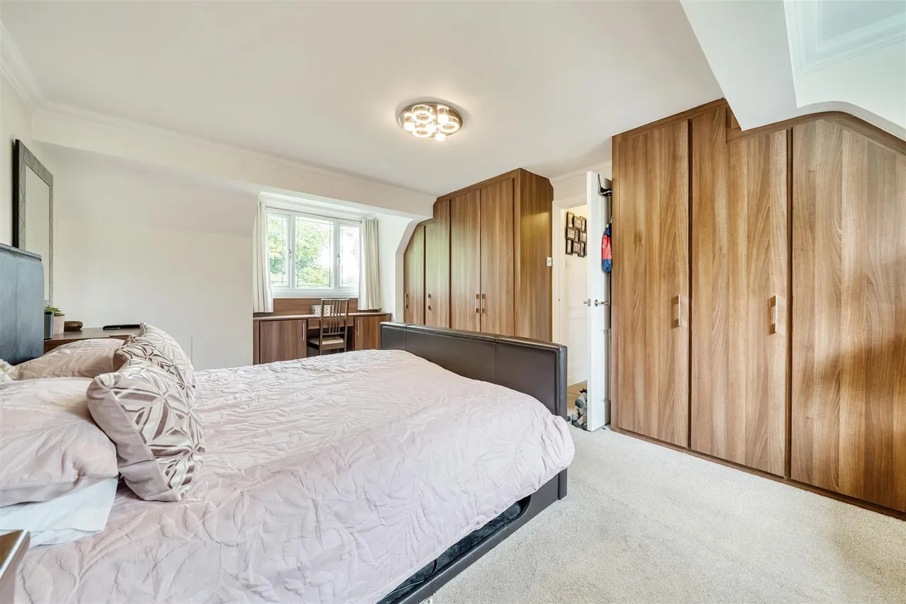 Dutton Lane, Eastleigh, photo 13
