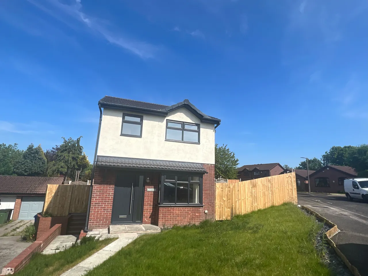 3 bed house to rent, Felltop Drive, SK5