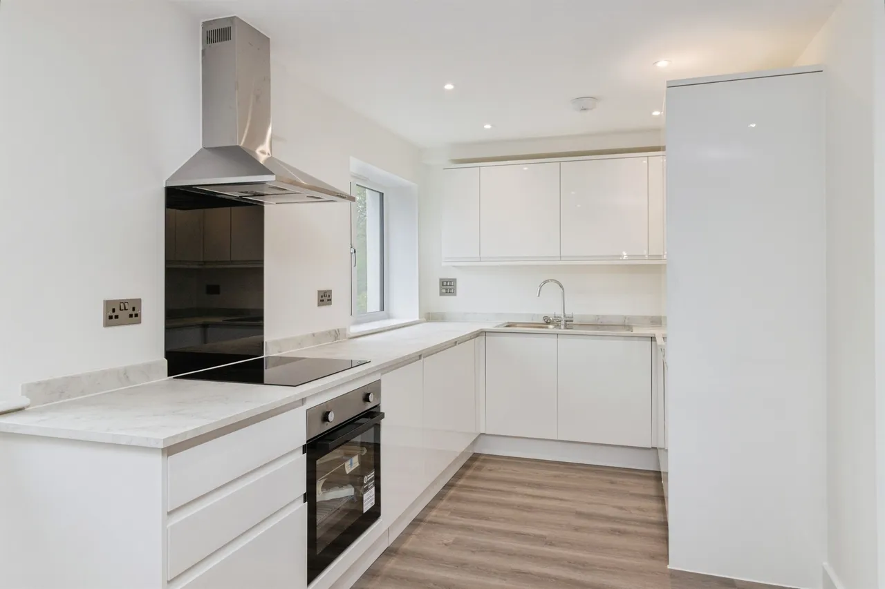 2 bed flat for sale — Parkers Way, Totnes