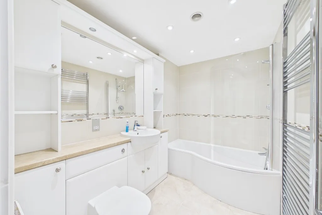 Meadowcroft House, Storrs Park, LA23, photo 12