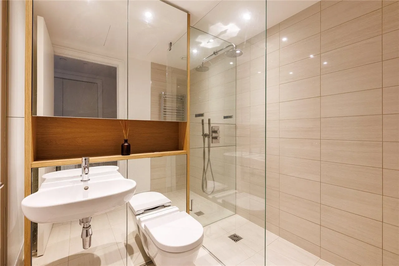 Eastfields Avenue, London, SW18, photo 6