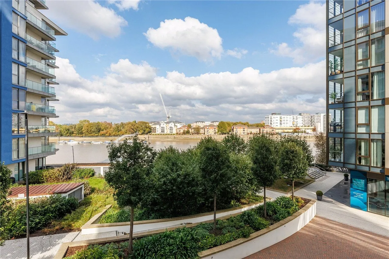 Eastfields Avenue, London, SW18, photo 4