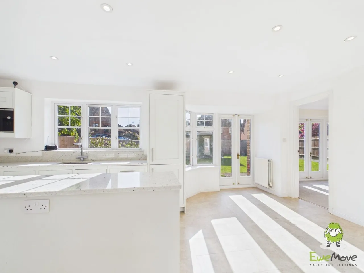 Wallis Drive, Bramley, RG26, photo 12