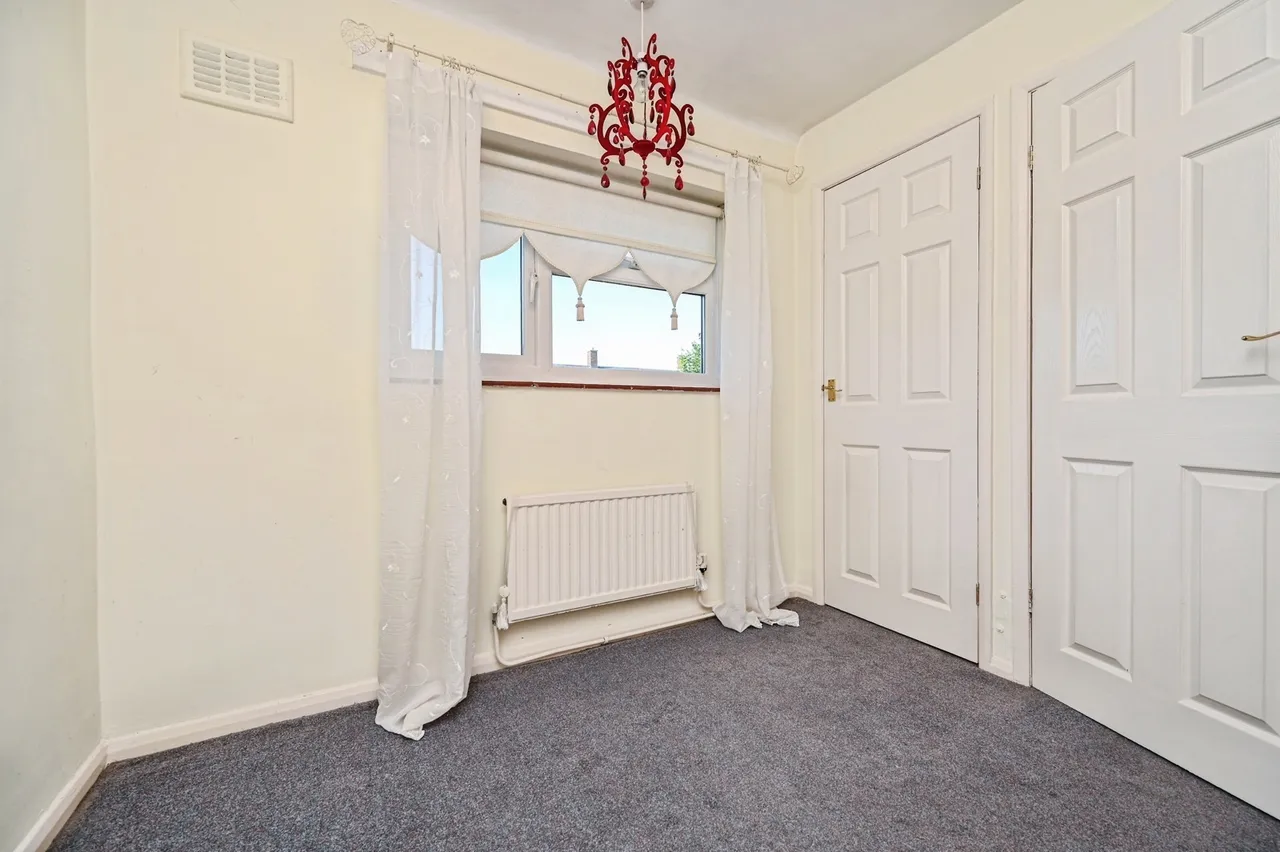 Chindit Close, Formby, L37, photo 10