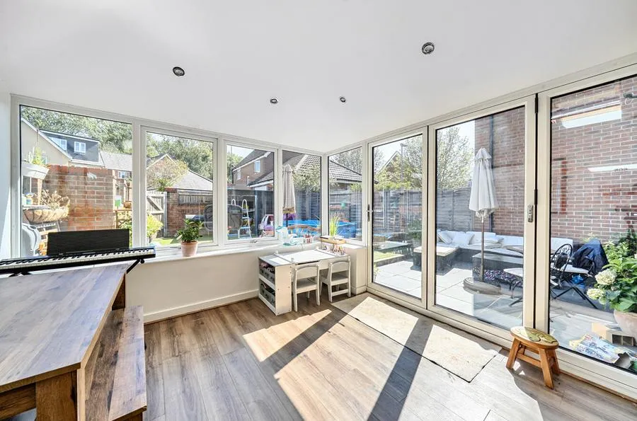 Butler Drive, Bracknell, RG12, photo 2