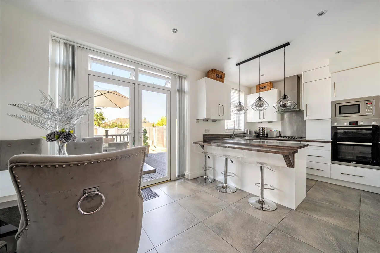 5 bed house for sale — Greenway, Chislehurst, BR7