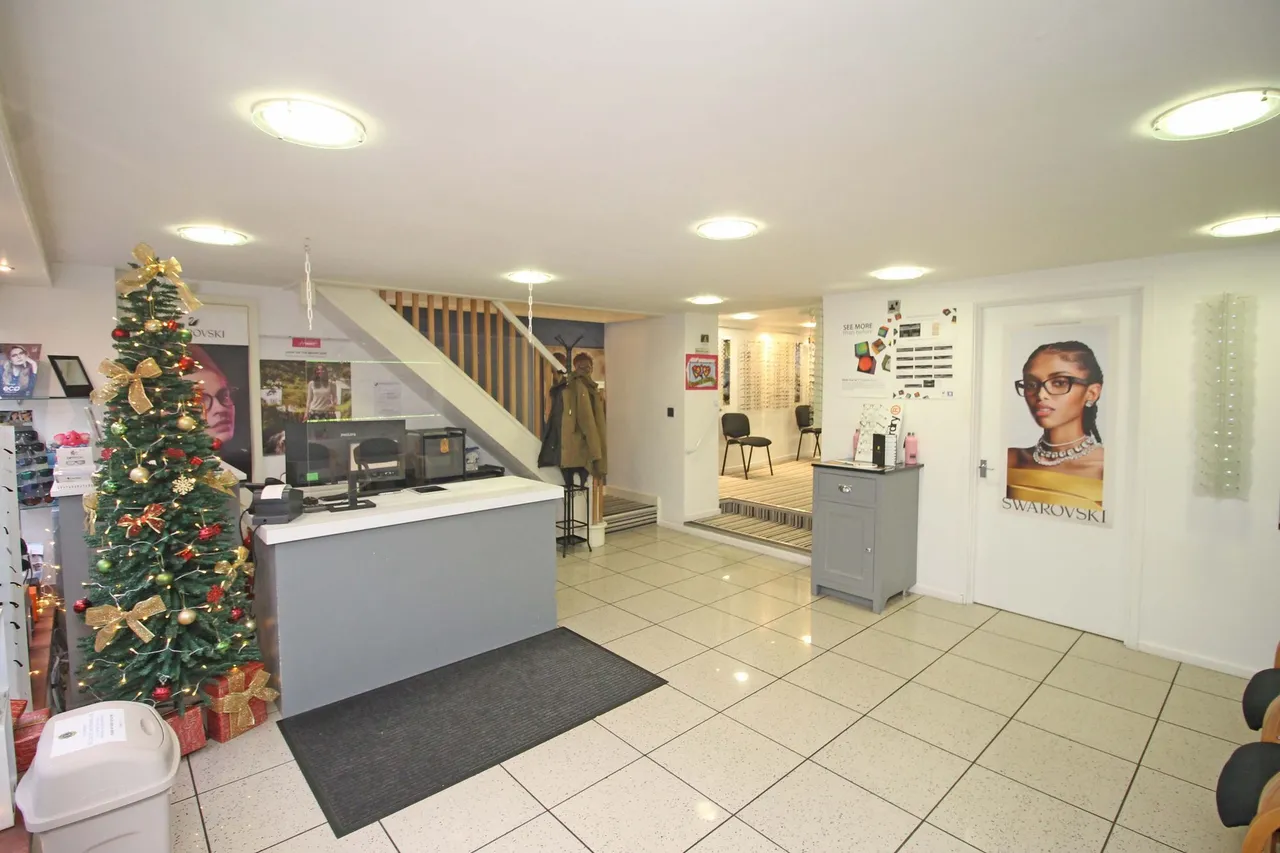 High Street, Holt, NR25, photo 2