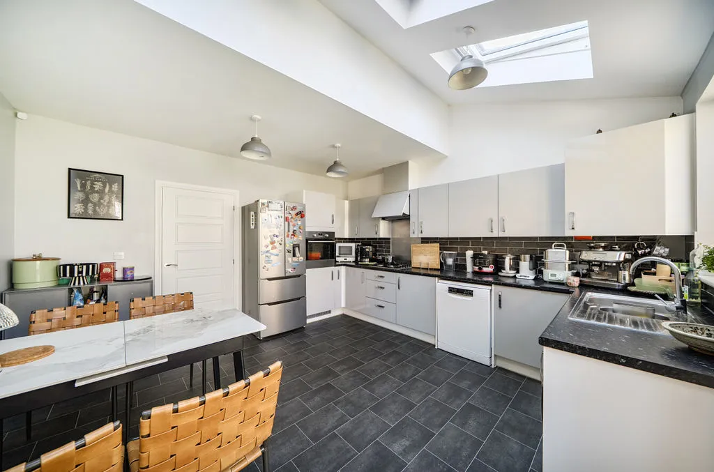 Tullick Way, Coulsdon CR5 3GW, photo 5