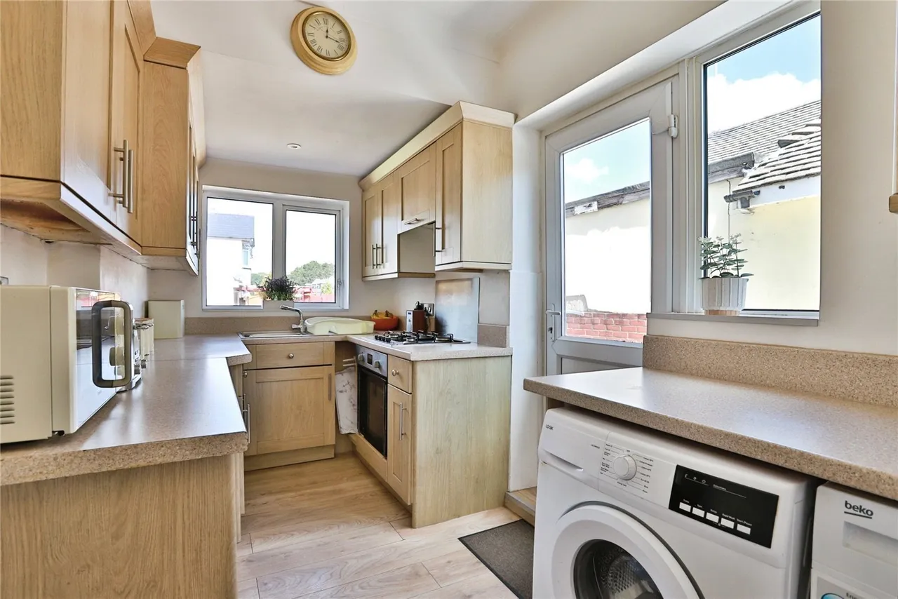 Wroxham Road, Branksome, BH12, photo 13
