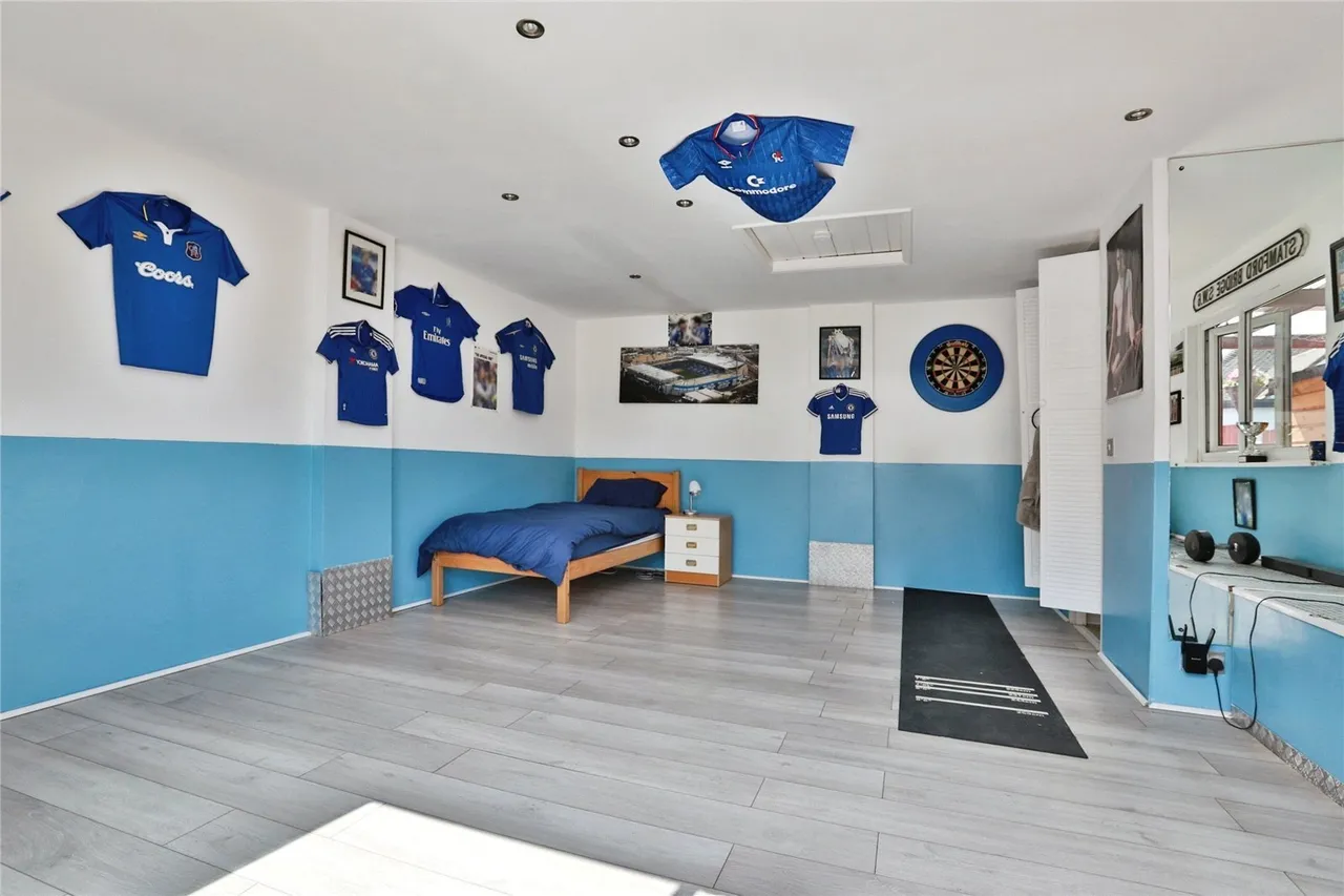 Wroxham Road, Branksome, BH12, photo 9