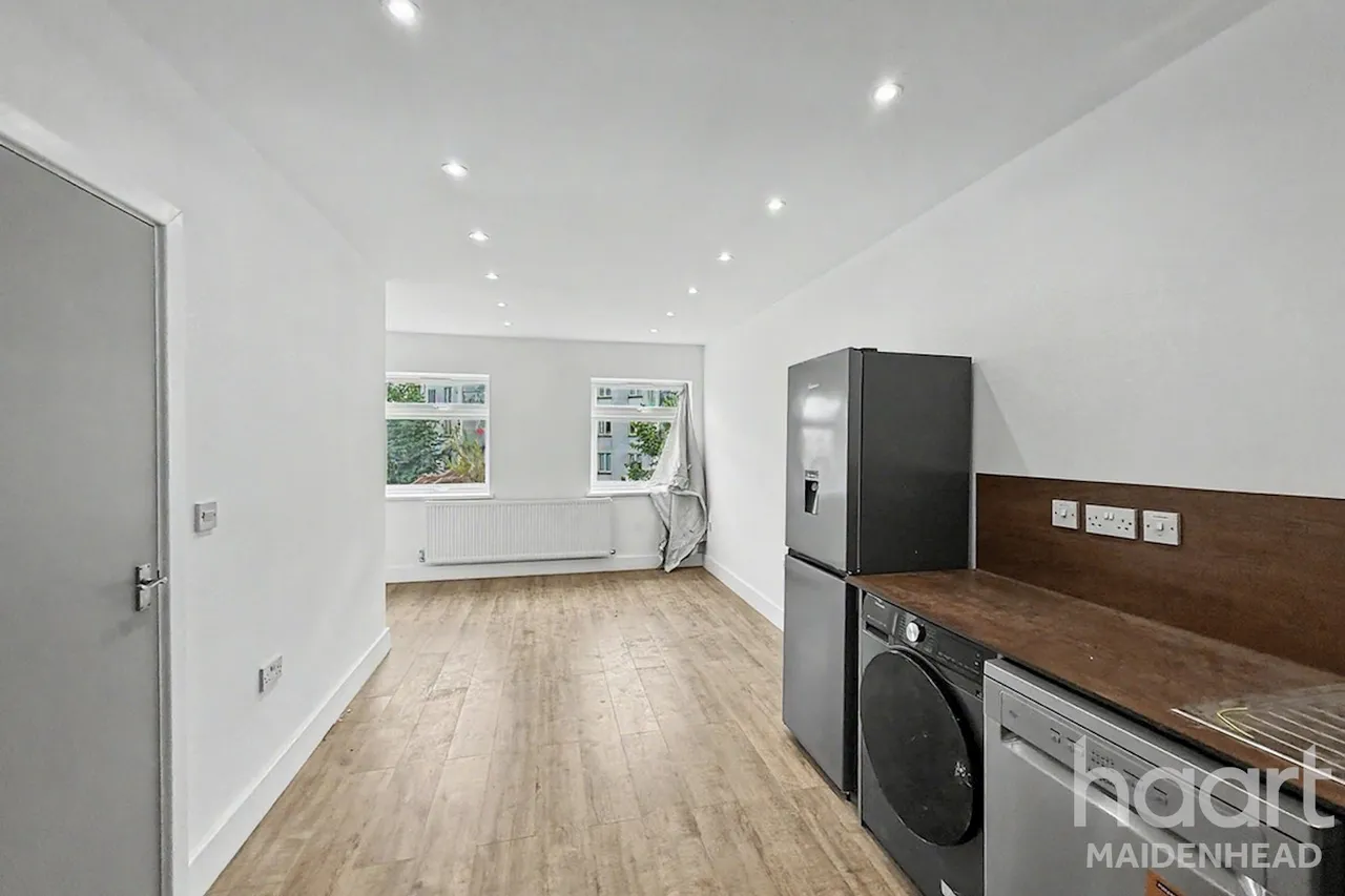Bridge Road, SL6, photo 2