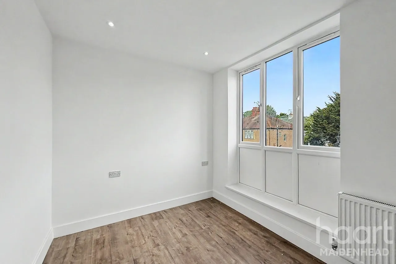 Bridge Road, SL6, photo 12