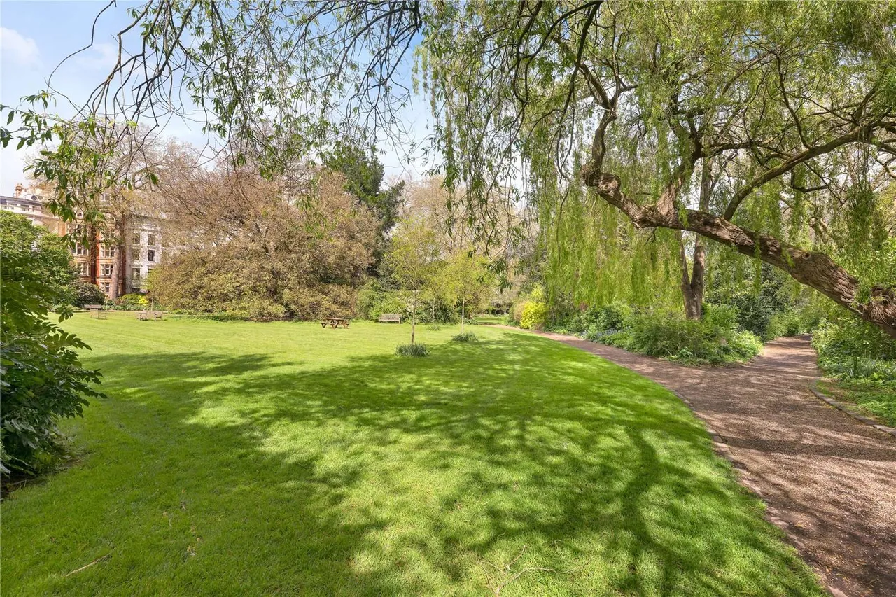 Ladbroke Square, London, W11 3LX, photo 12