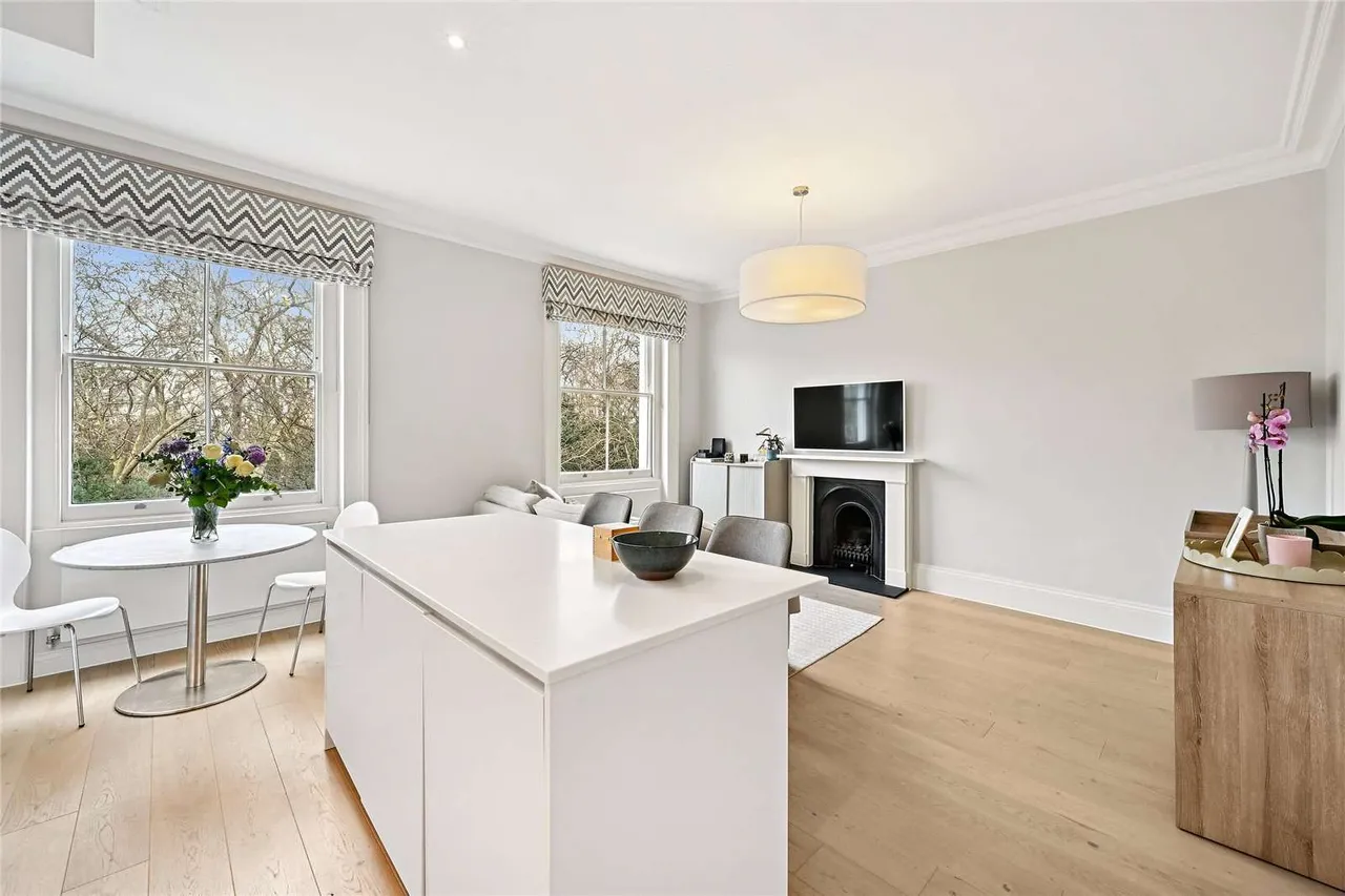 Ladbroke Square, London, W11 3LX, photo 2