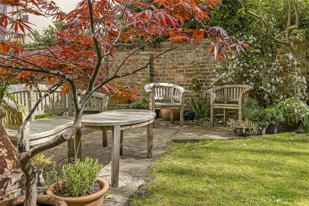 Malvern Place, Cheltenham, GL50, photo 20