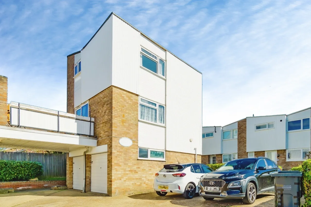 2 bed house for sale — Kempton Walk, Croydon, CR0
