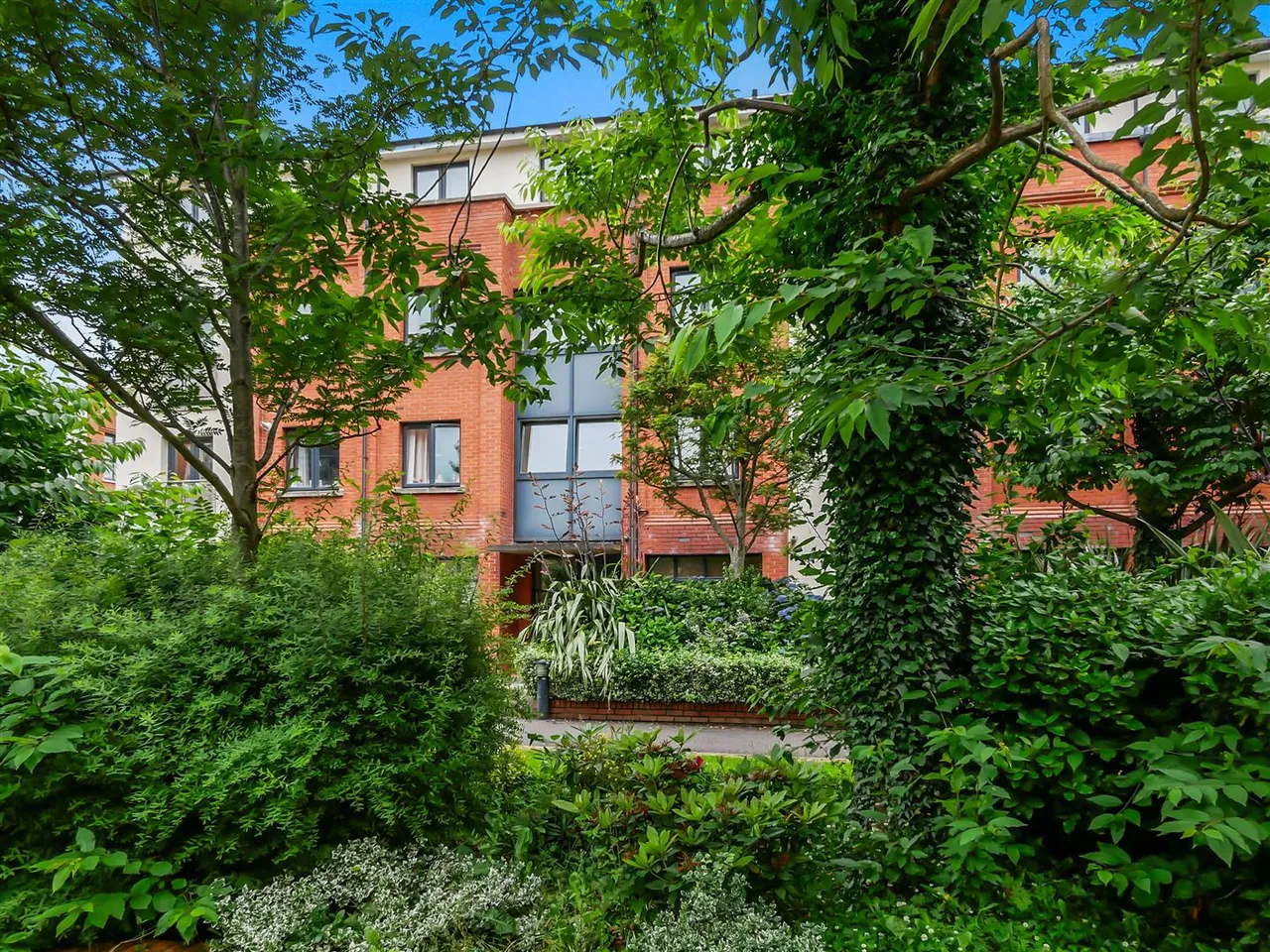 Dunmore Building, Old Bakers Court, BT6, photo 3