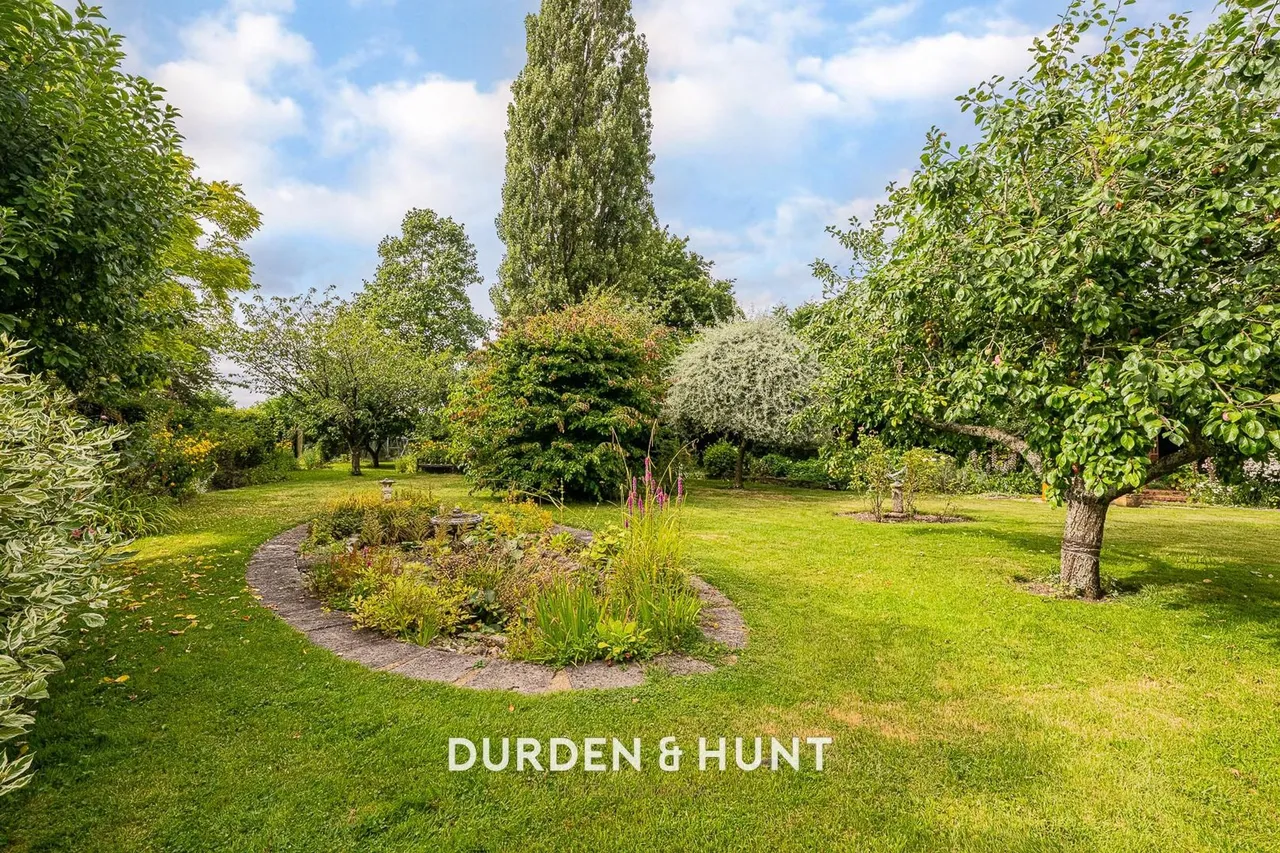 Little Laver Road, Moreton, CM5, photo 35