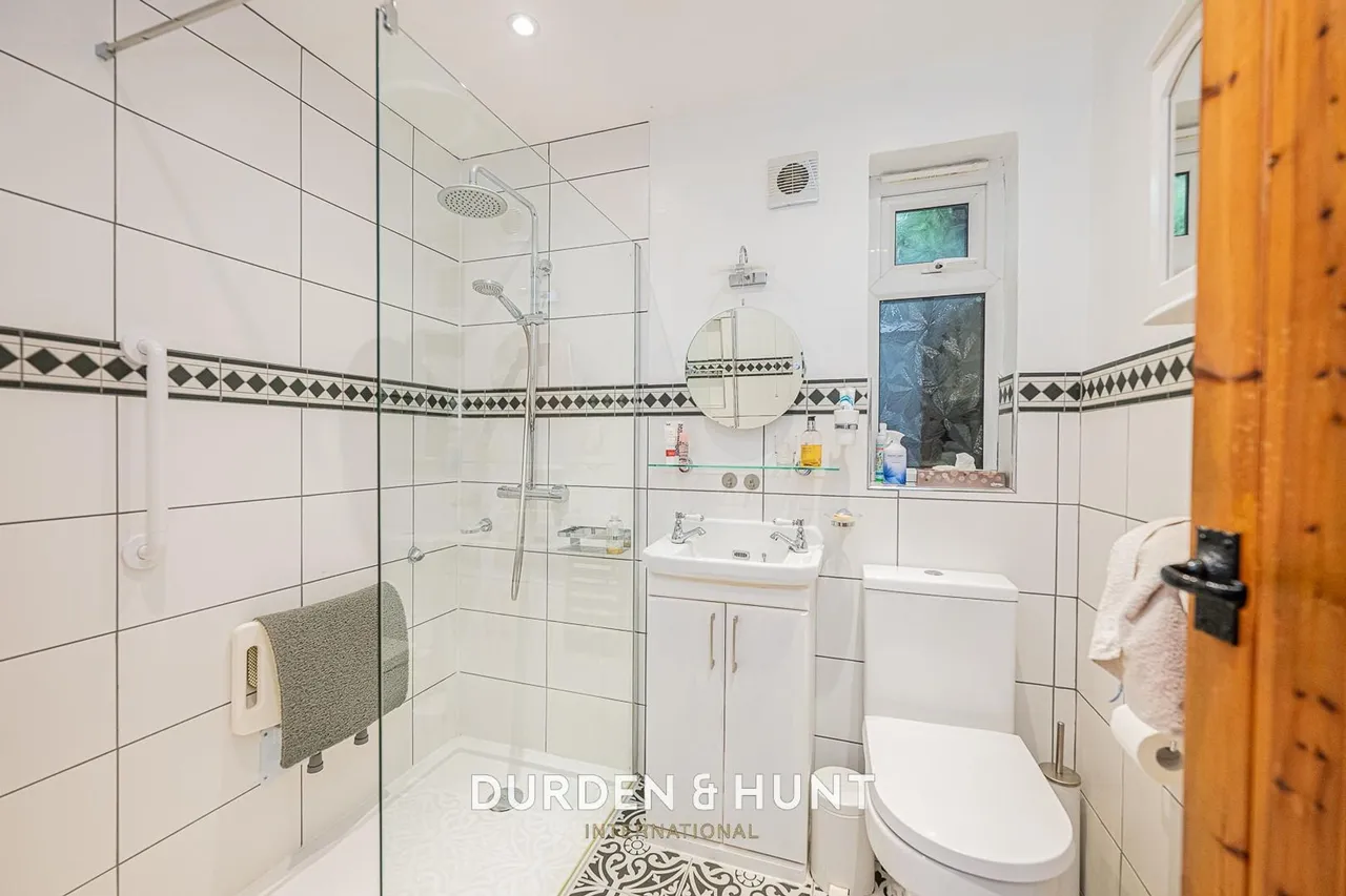 Little Laver Road, Moreton, CM5, photo 14