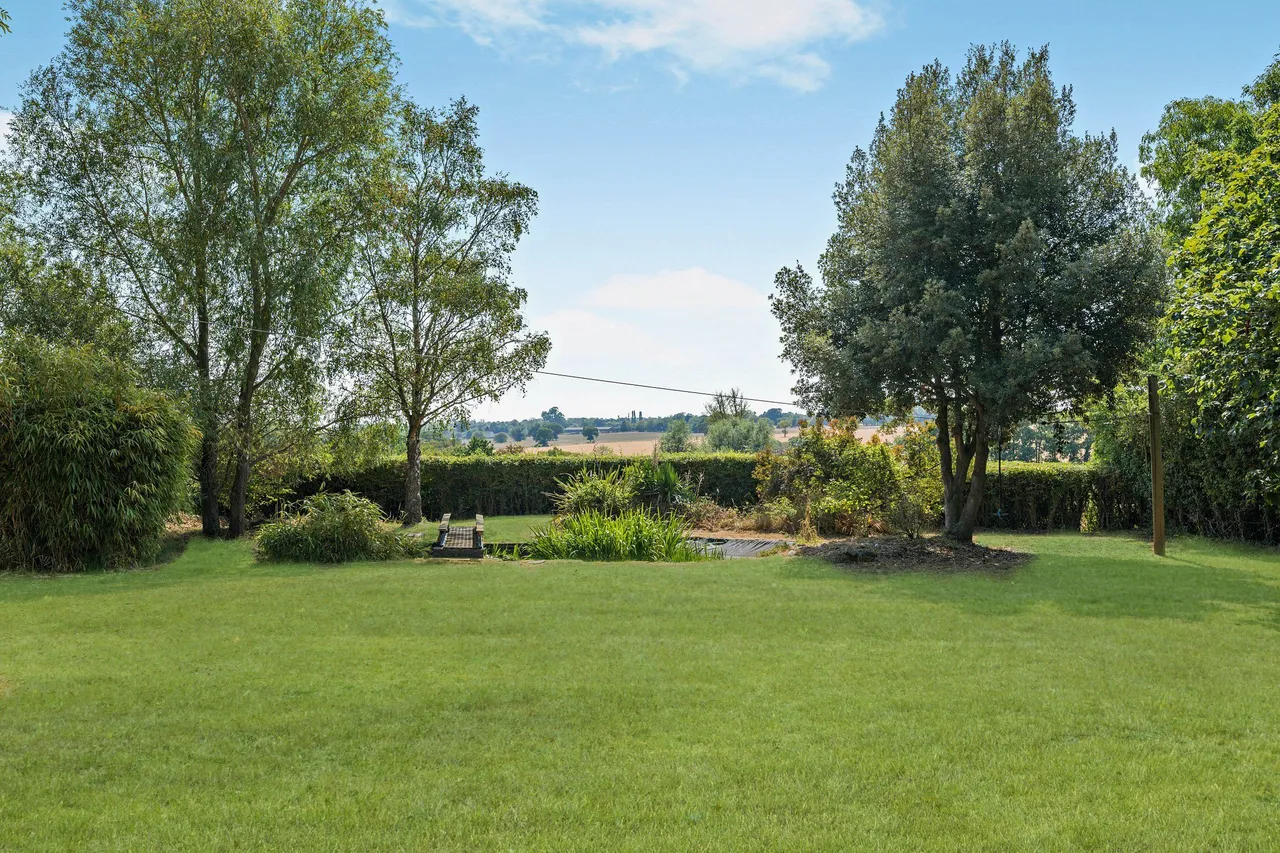 Station Road, Felsted, CM6, photo 16