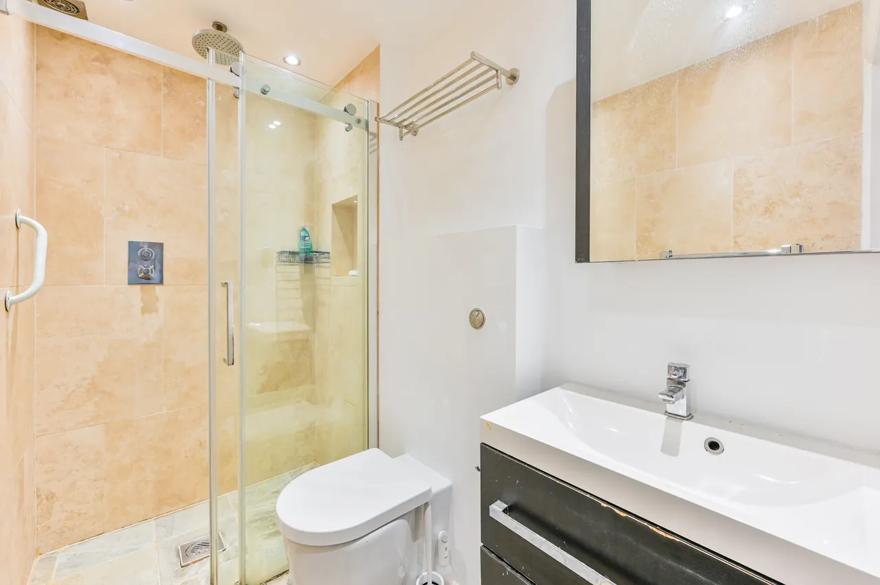 Flat 1, 41 Belgrave Gardens, London, photo 6