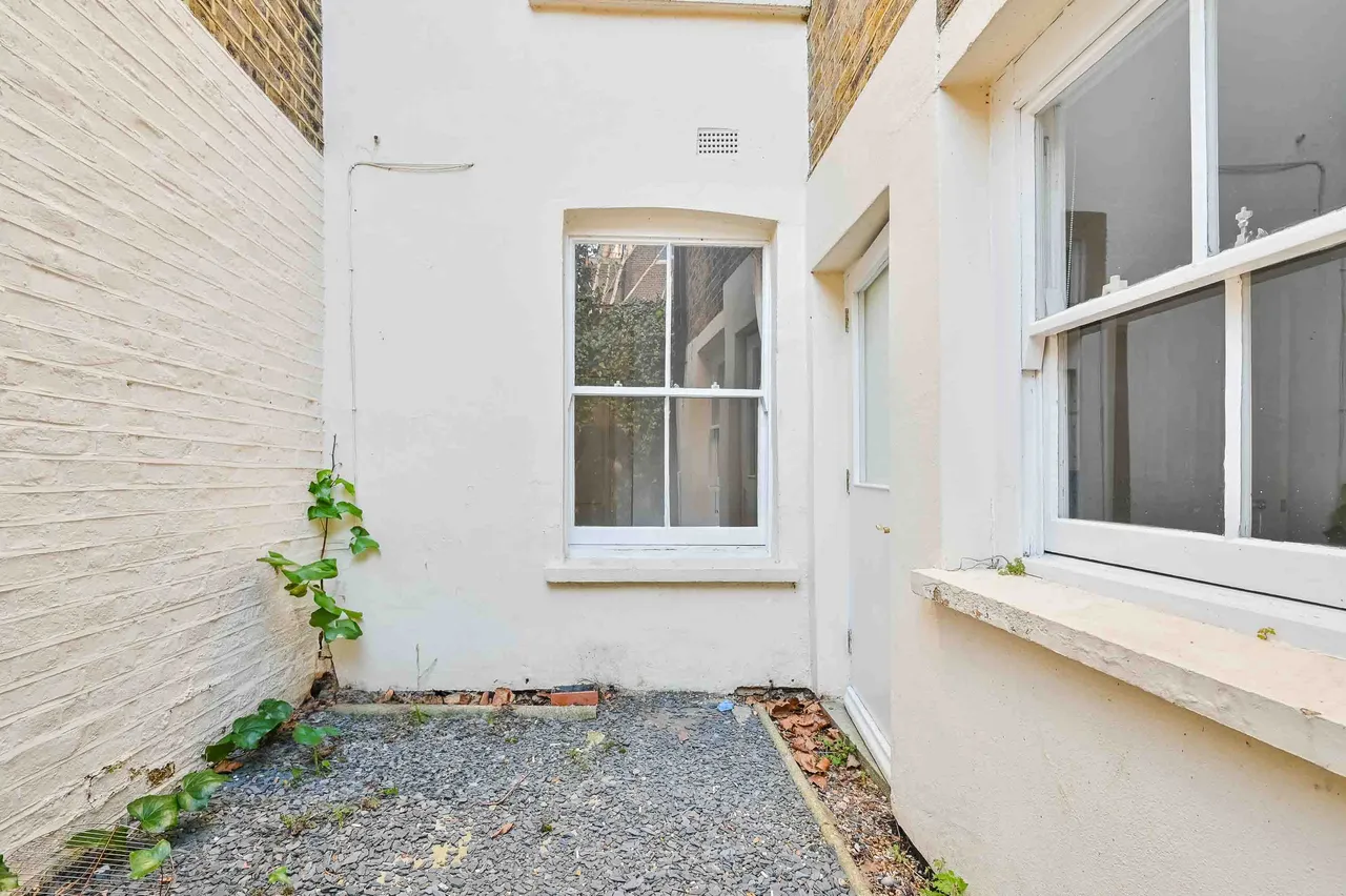 Flat 1, 41 Belgrave Gardens, London, photo 4