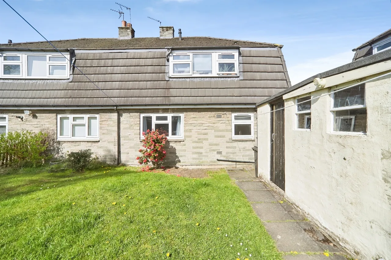 Raywood Close, Yeadon, LS19, photo 8