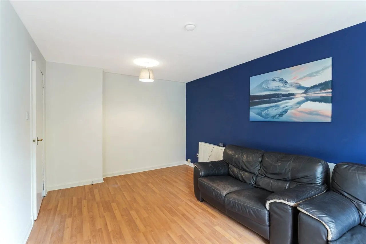 Altyre Court, Glenrothes, Fife, KY7, photo 6