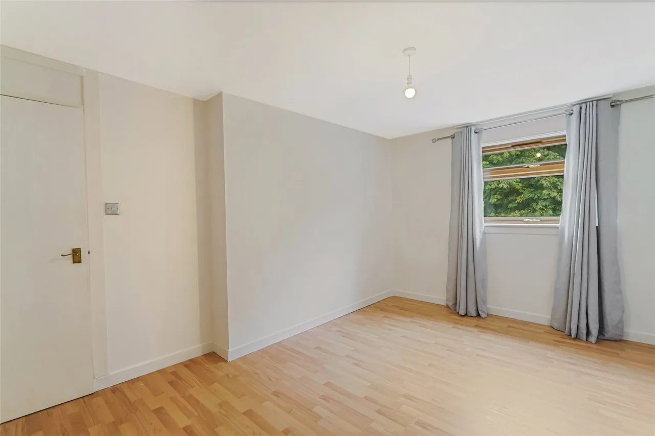 Altyre Court, Glenrothes, Fife, KY7, photo 10