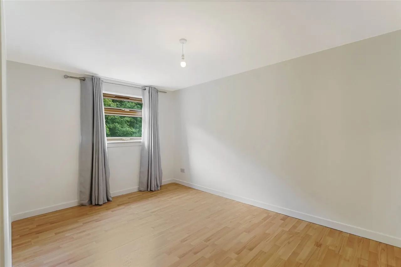 Altyre Court, Glenrothes, Fife, KY7, photo 9