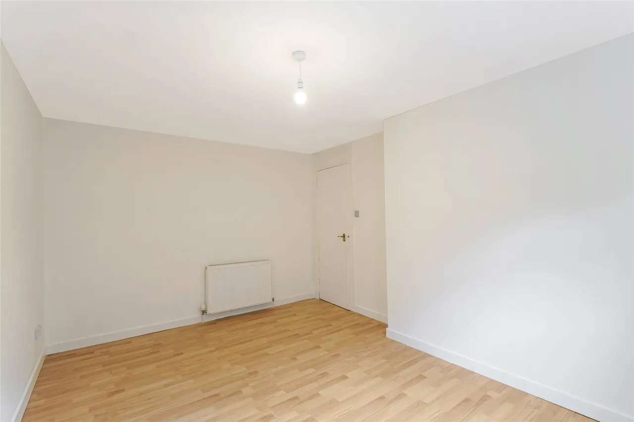 Altyre Court, Glenrothes, Fife, KY7, photo 11