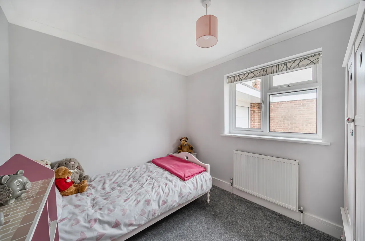 Westfield Road, Woking, GU22, photo 9