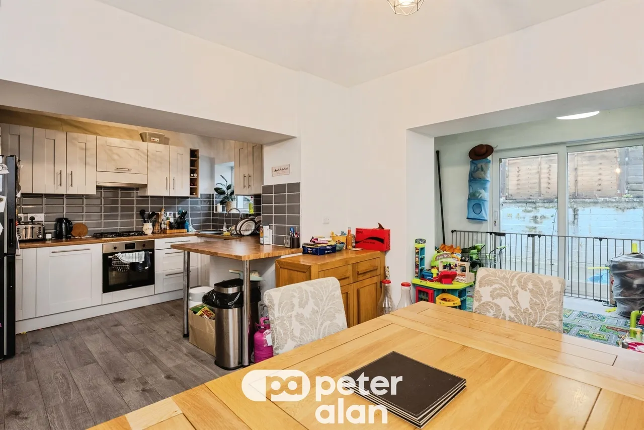 Treharne Road, Maesteg, CF34, photo 4