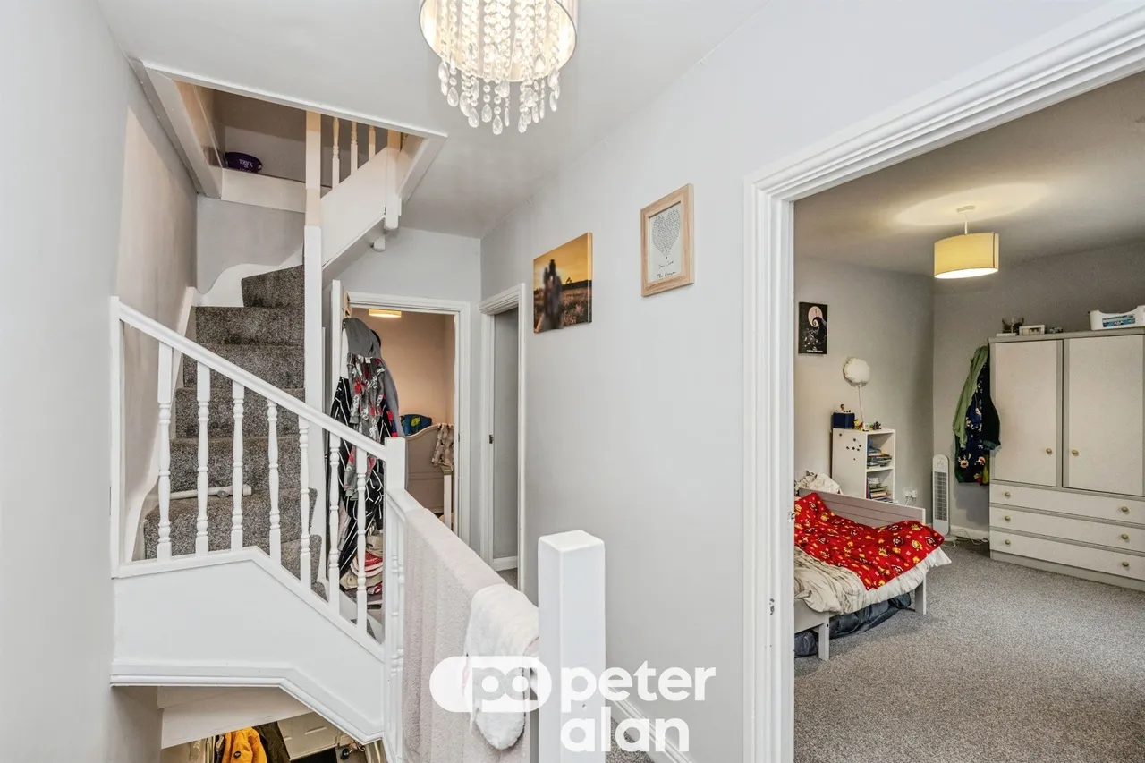 Treharne Road, Maesteg, CF34, photo 15
