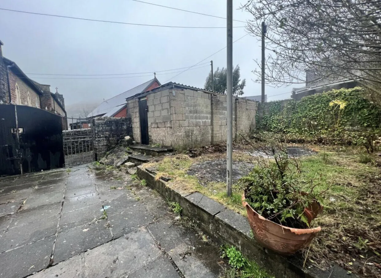 Treharne Road, Maesteg, CF34, photo 8