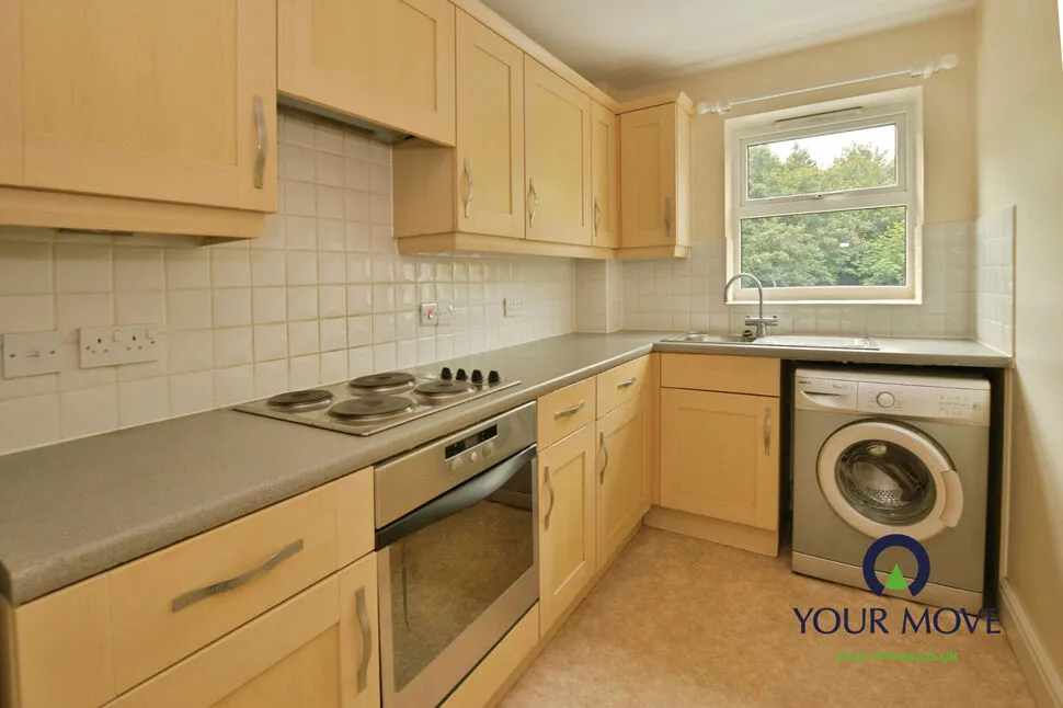 Alderney Way, Kennington, Kent, TN24, photo 2