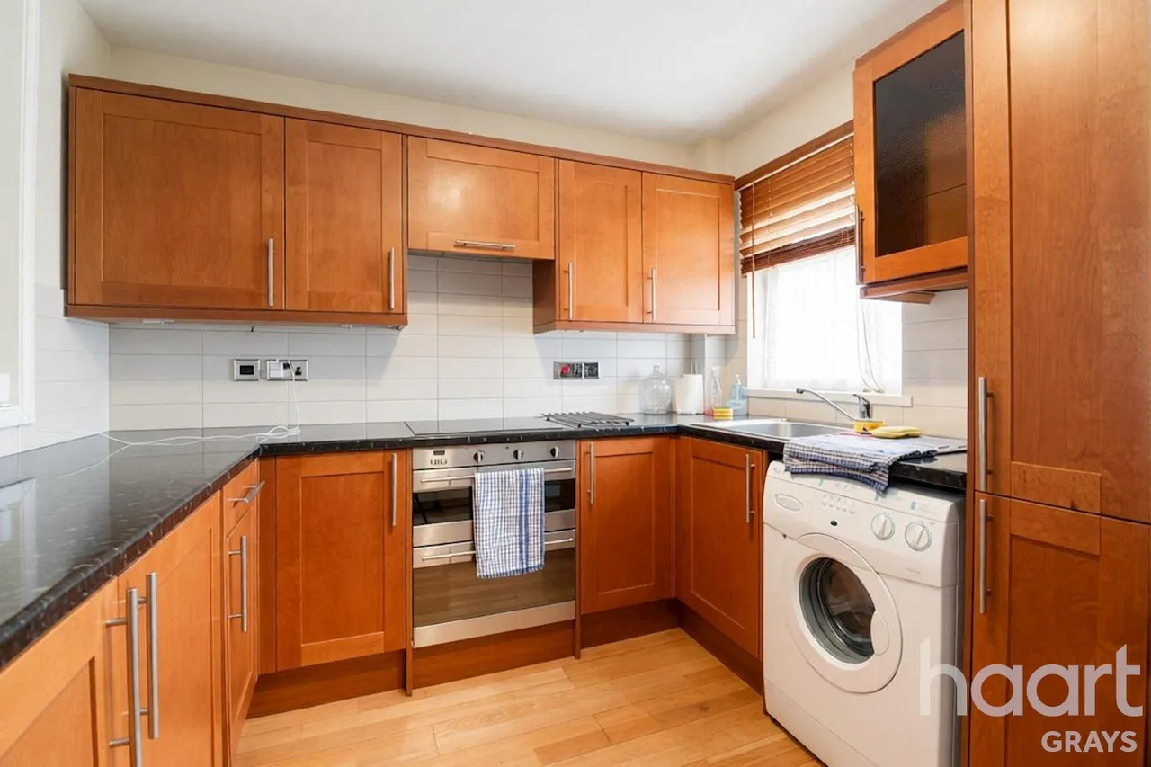 Water Lane, Purfleet, RM19, photo 6