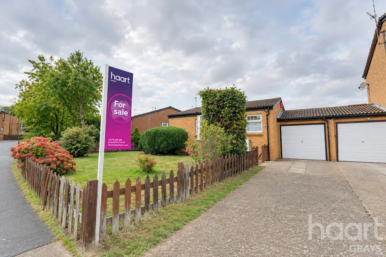 2 bed house for sale, Water Lane, Purfleet, RM19