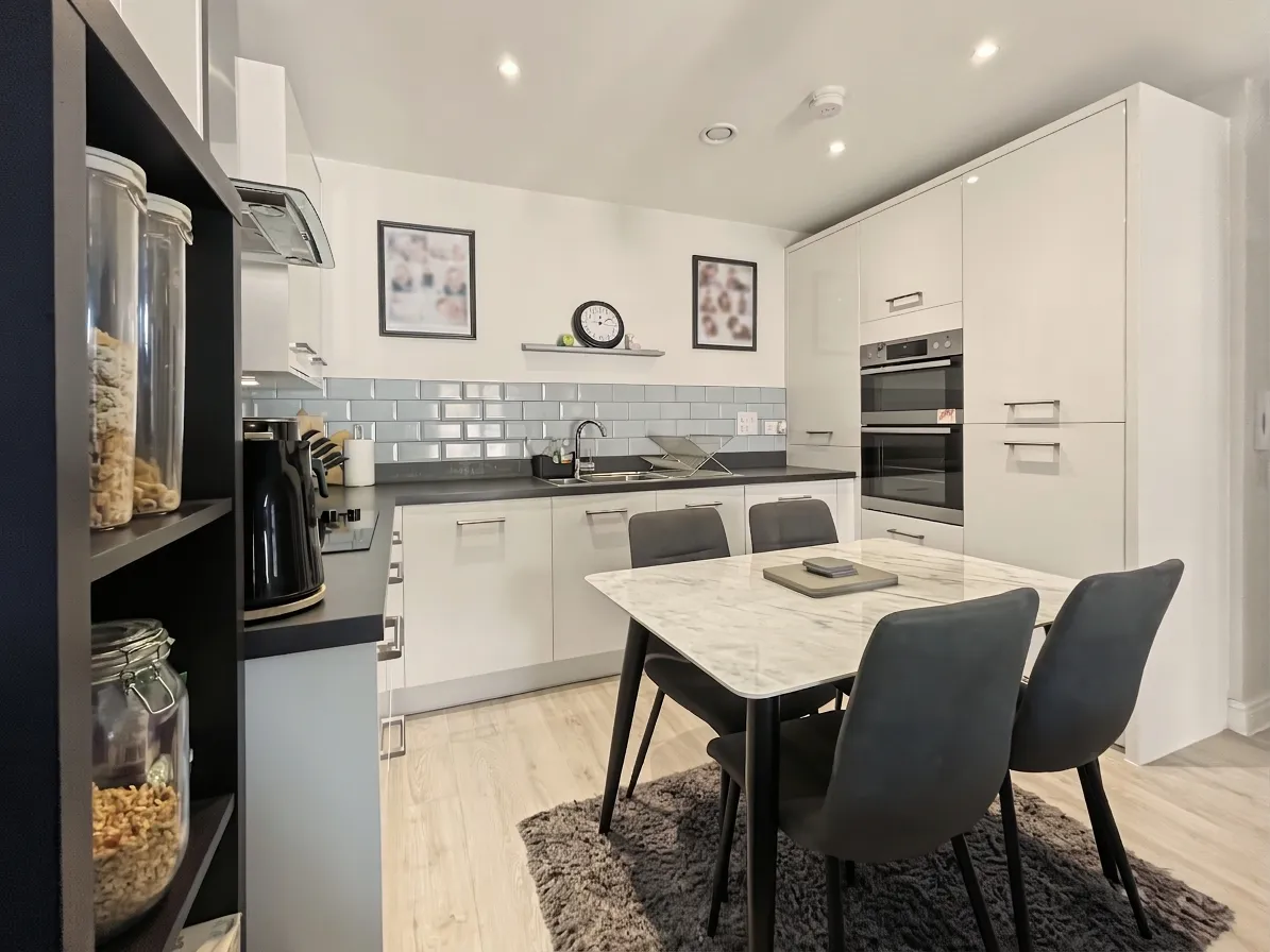 Baytree Court, Prestwich, M25, photo 7