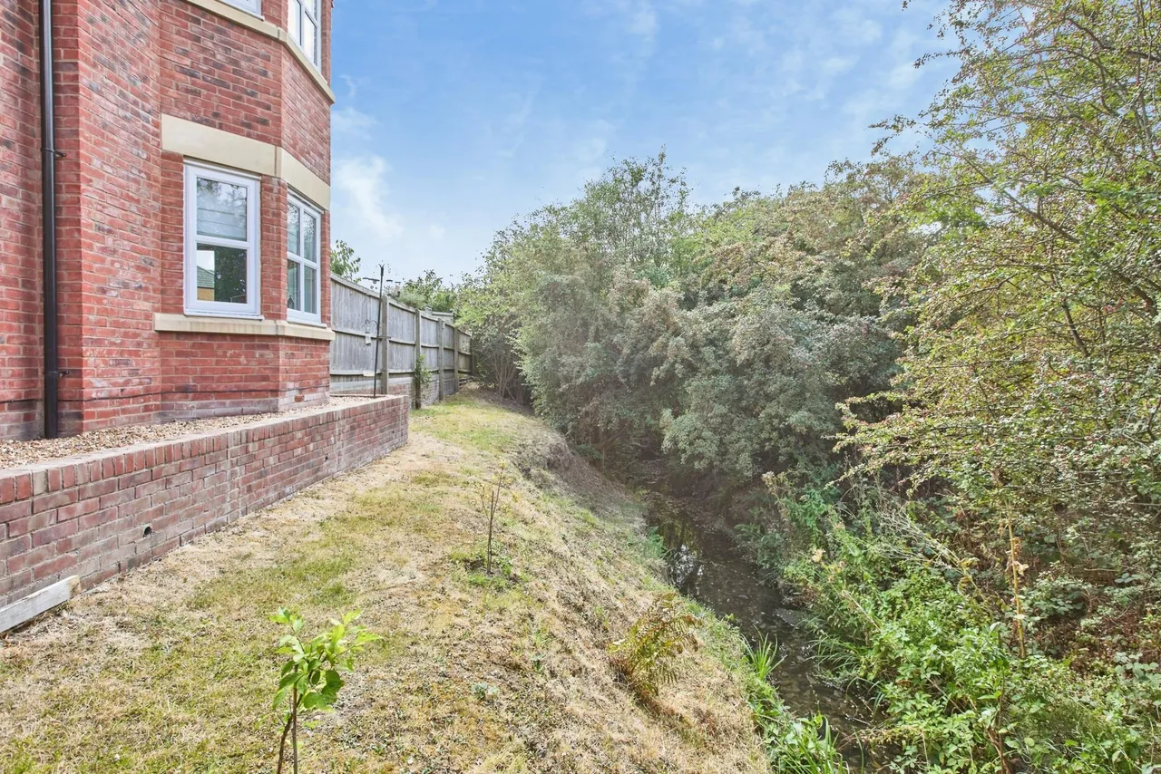 Cobblestone Drive, Swadlincote, DE11, photo 30