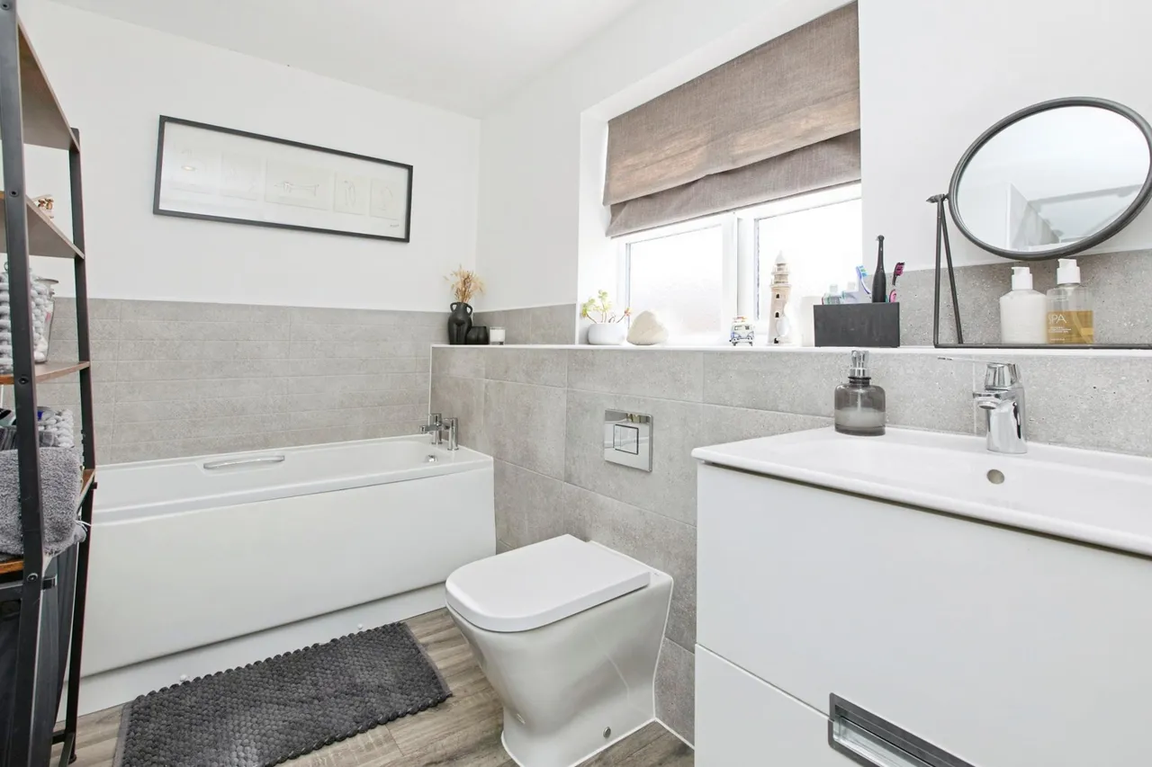 Cobblestone Drive, Swadlincote, DE11, photo 13