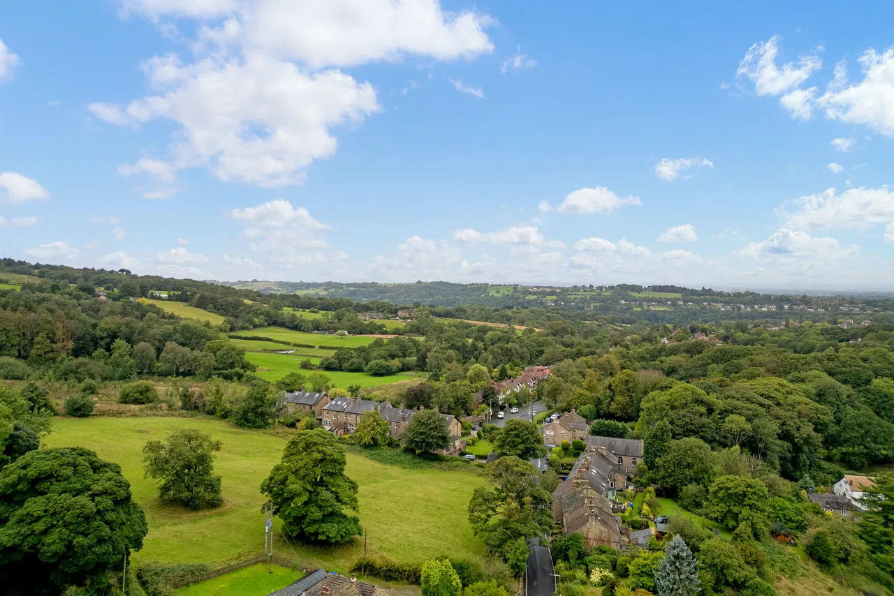 Moor End Road, Mellor, SK6, photo 4