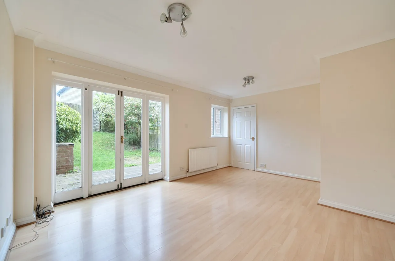 Station Road, Lyminge, CT18, photo 2