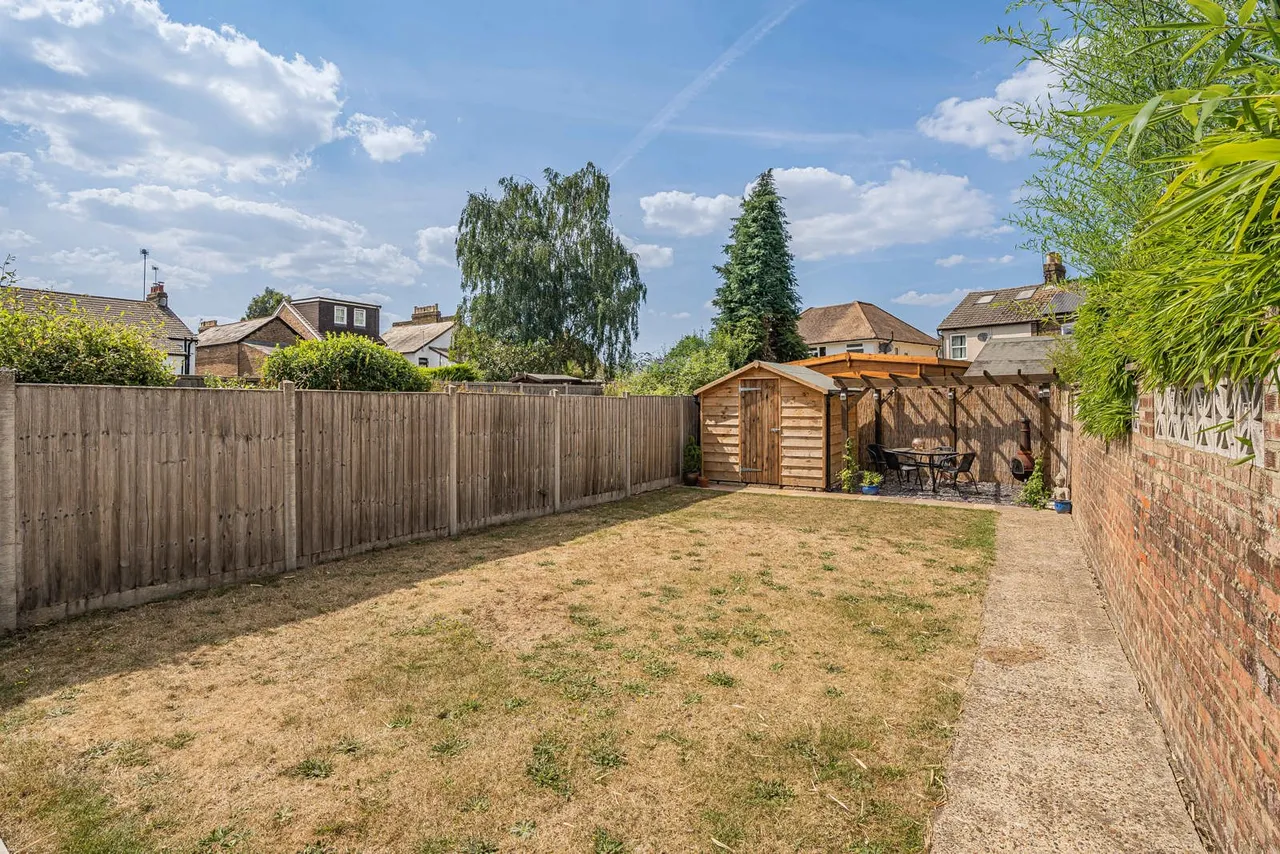 Crown Street, Egham, TW20, photo 19