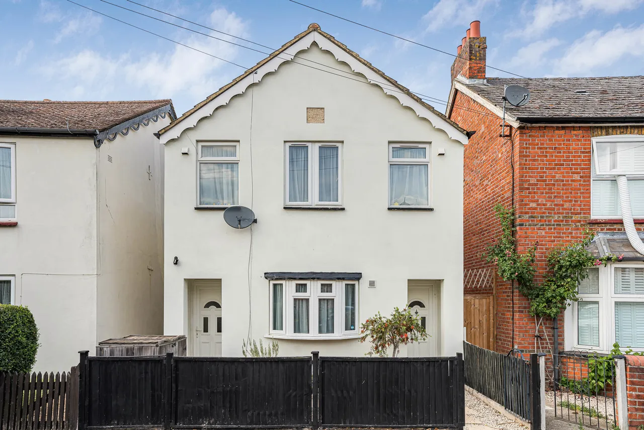 Crown Street, Egham, TW20, photo 8