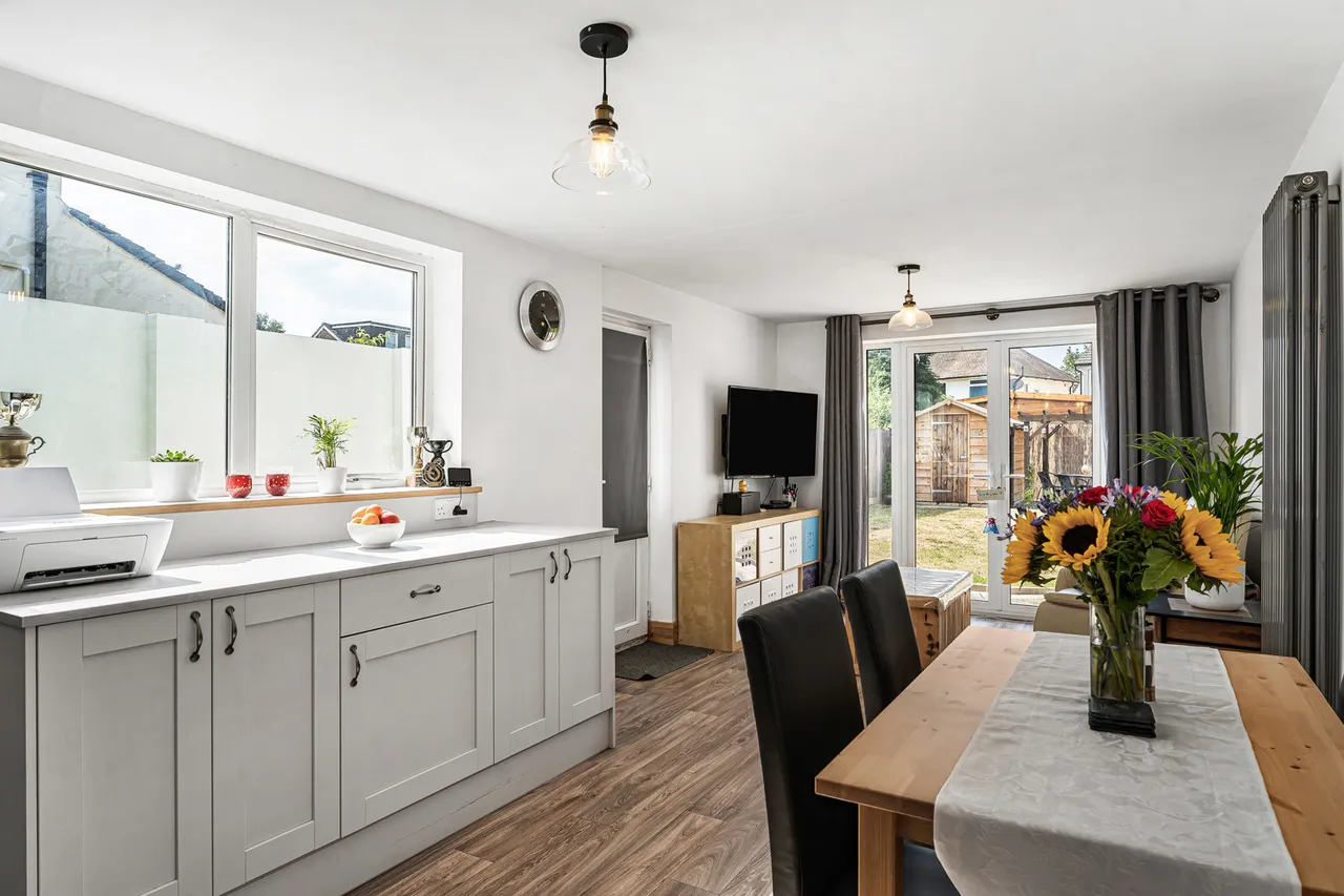 Crown Street, Egham, TW20, photo 2