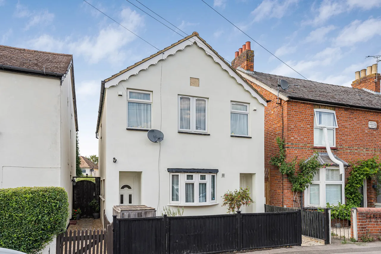 Crown Street, Egham, TW20, photo 21